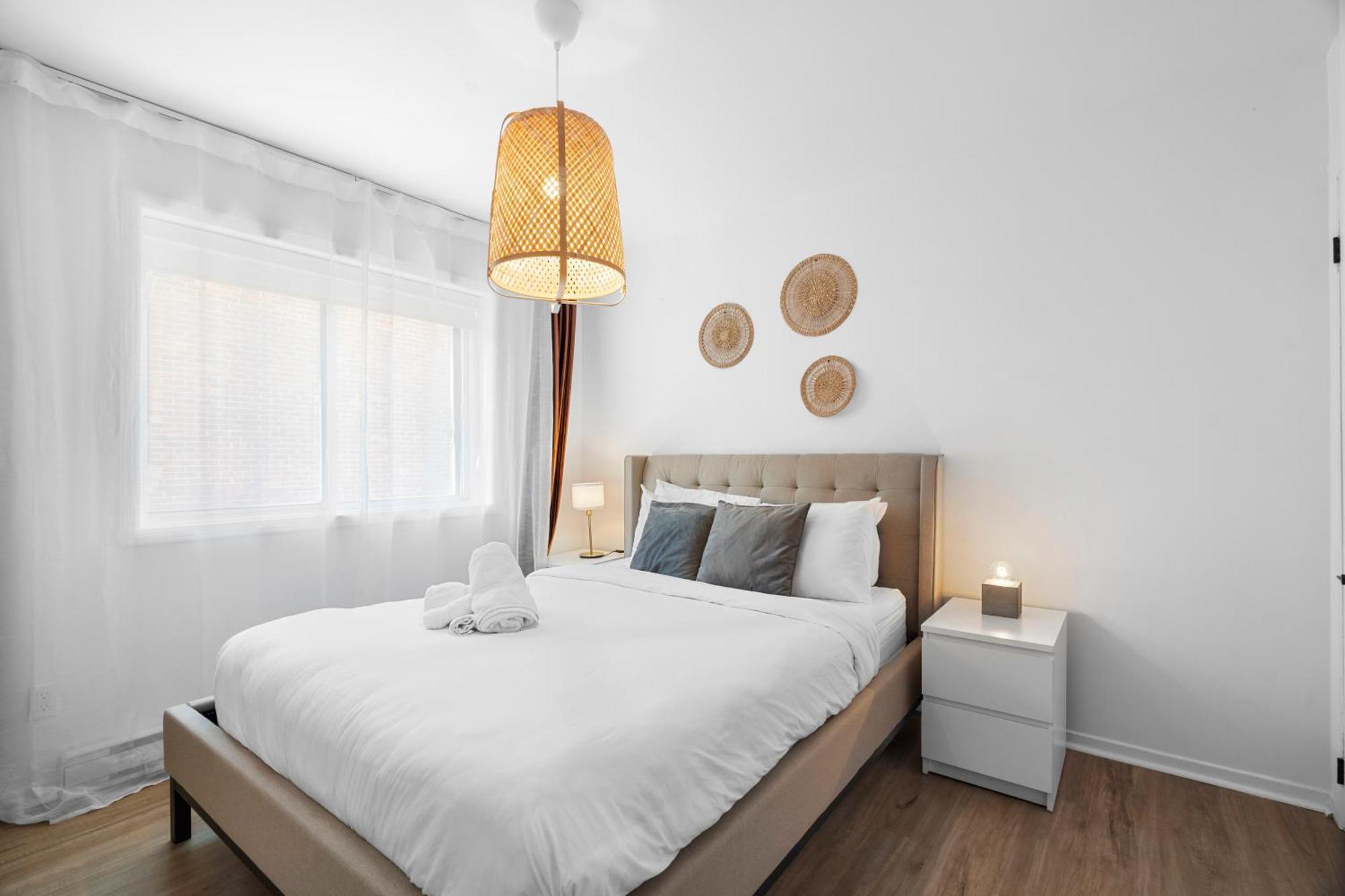 Hotel Laurence, Montreal